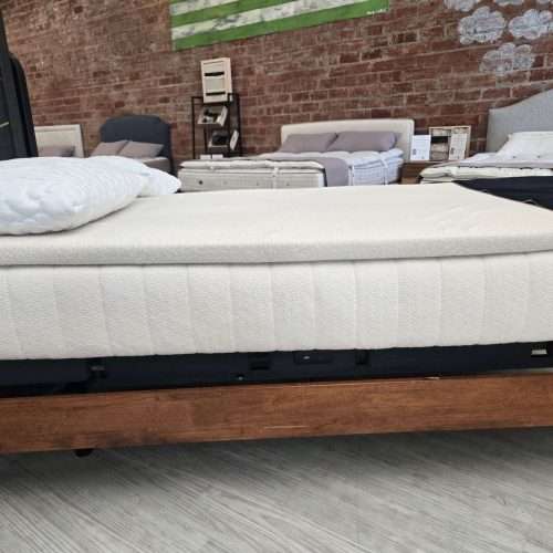 2latextopper scaled 1.jpg