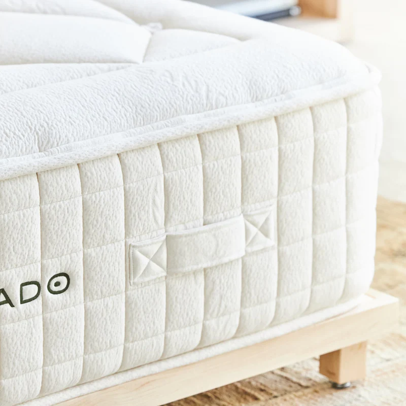 avocado organic luxury mattress standard avo malibu platform standard 02159 2000w 800x.webp