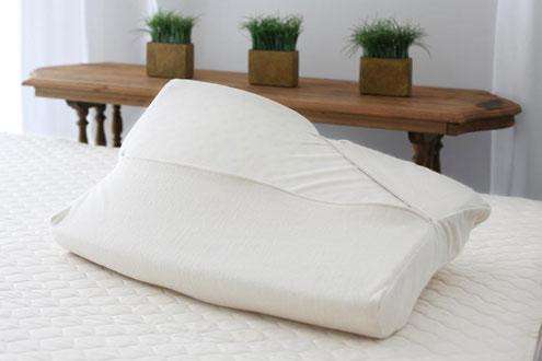 contour pillow unzipped savvyrest.jpg