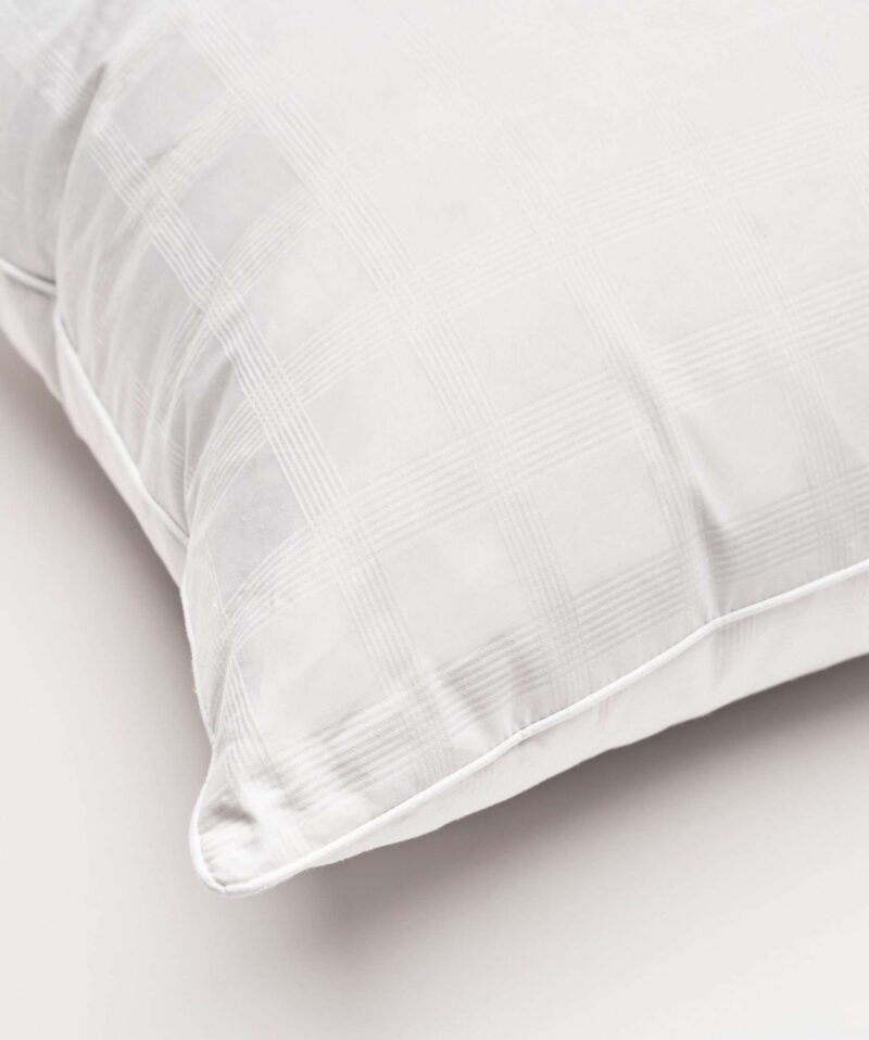English duck pillow corner website 1710x2048 1.jpg english duck pillow corner website 1710x2048 1.jpg