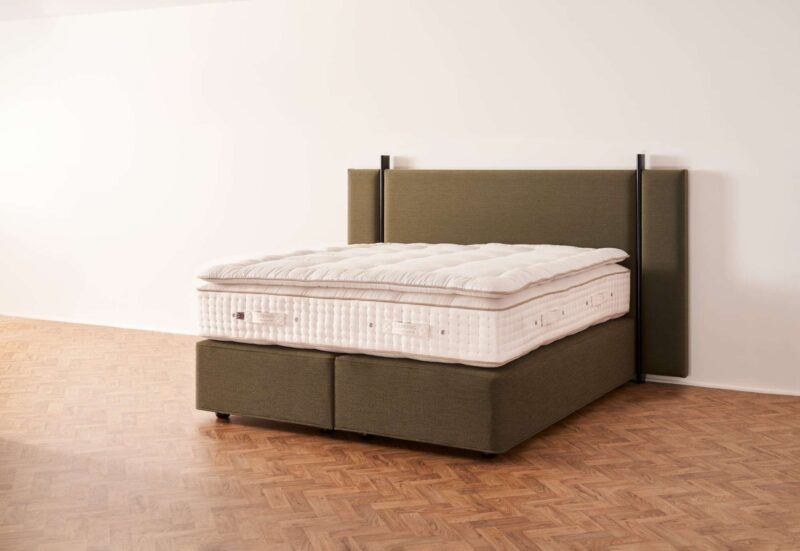 Masterpiece superb statesman undressed hls topper.jpg masterpiece superb statesman undressed hls topper.jpg