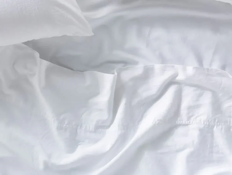 relaxedsateen sheets alpinewhite c fall21 2195 4 3 af720dbf ff5e 4c78 8524 9f605bf9c0ef.webp