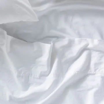 relaxedsateen sheets alpinewhite c fall21 2195 4 3 f8d005db 2f61 476e 91a3 b730a68b7e58.webp