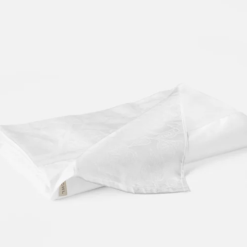 sp25 heritageorganicjacquardborder flatsheet alpinewhite 3684 3cfa4d79 c72e 434c 9d32 2306f46cd310.webp