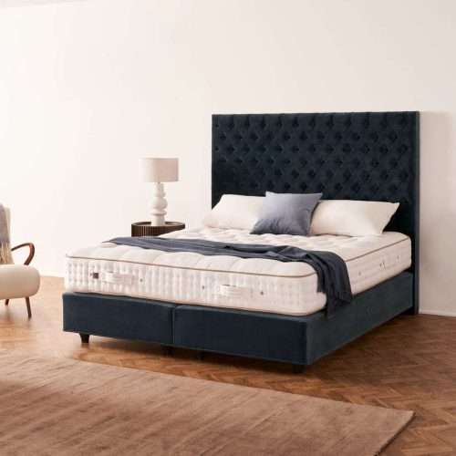 tiara superb sovereign dressed.jpg