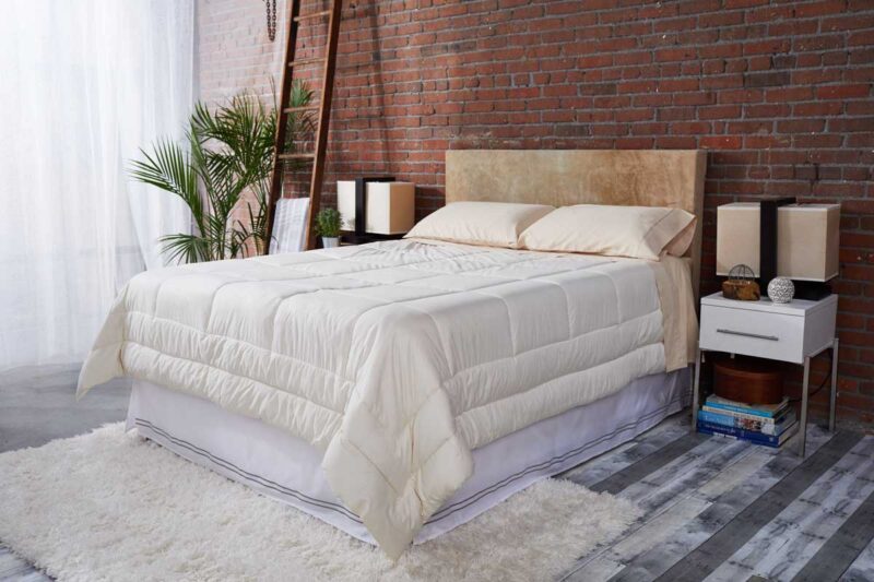 Mymerino comforter light pic 3.jpg mymerino comforter light pic 3.jpg