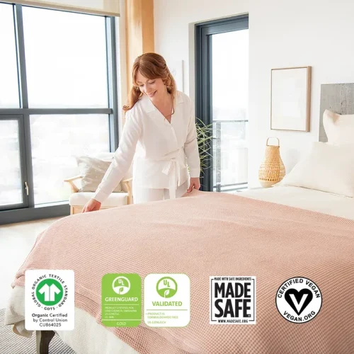 np web pdp bedding waffle adult blanket 01 certs 1.webp