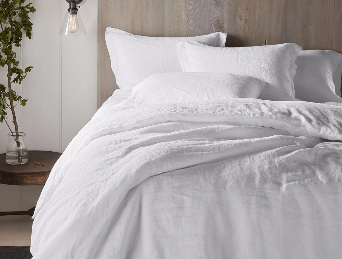 organic relaxed linen duvetcover alpinewhite bedhero f17 10 1 4b5cc7e3 cf9e 4663 99a3 dd573dce516d.webp