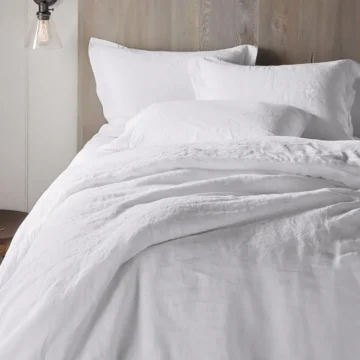 organic relaxed linen duvetcover alpinewhite bedhero f17 10 1 751f586f 36e2 468b ad6e 5ca53707370d.webp