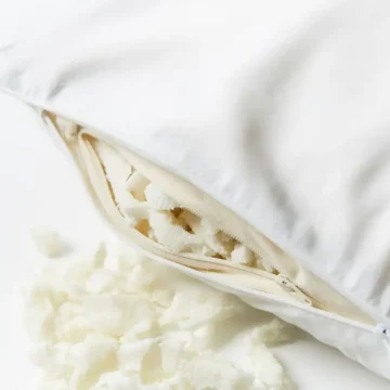 pdp shreddedlateslpillow detail f19 e 30f4ce70 0545 4bde 993c 87d9aac71d0f.webp